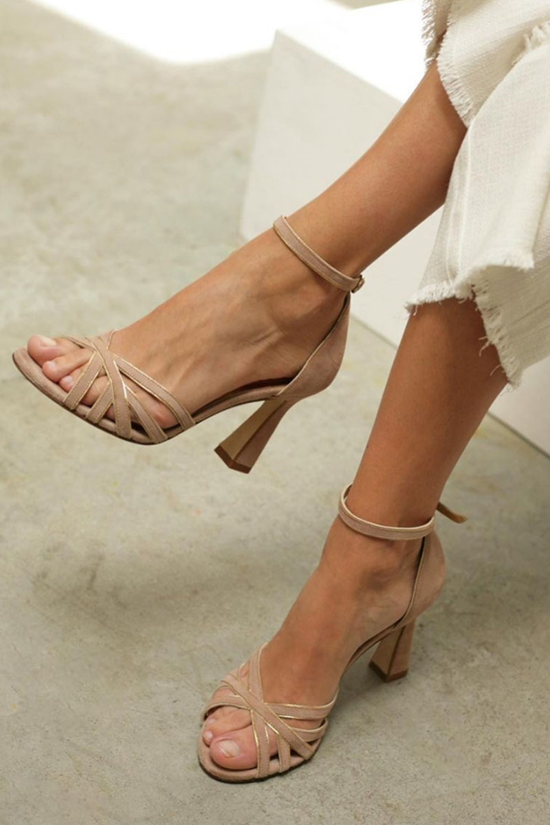 Elviera™ | Sandalias de patchwork con punta redonda y tacón delgado