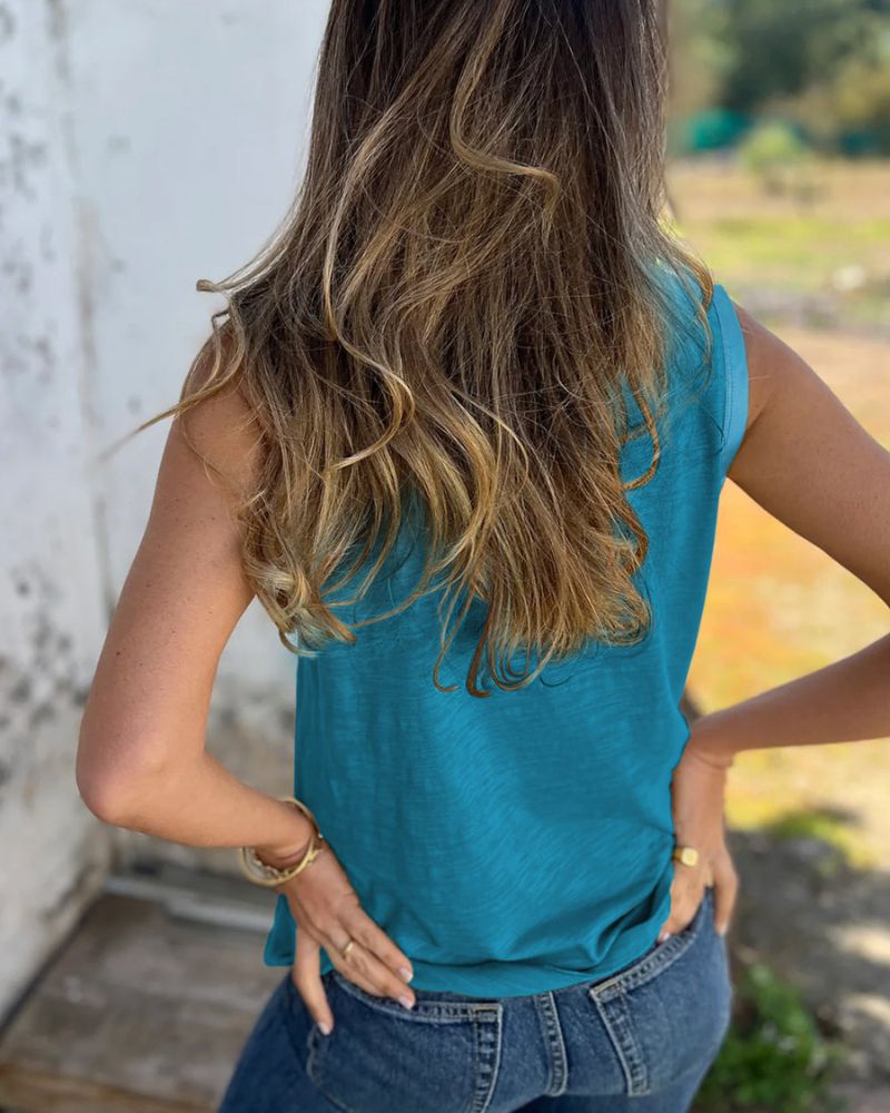 BELEN – Camiseta Moderna y Chic