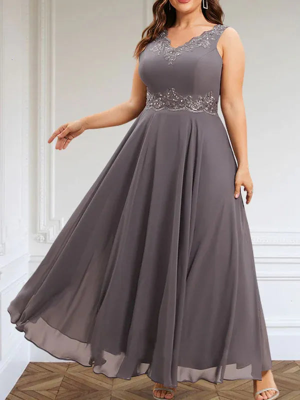 Evelina | Vestido de Chiffon en Corte A con Lentejuelas y Encaje